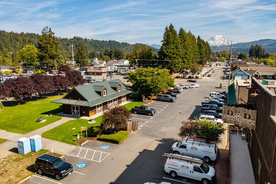 More Photos Of 120 Corrin Ave NW, Orting Office Residential For Lease
