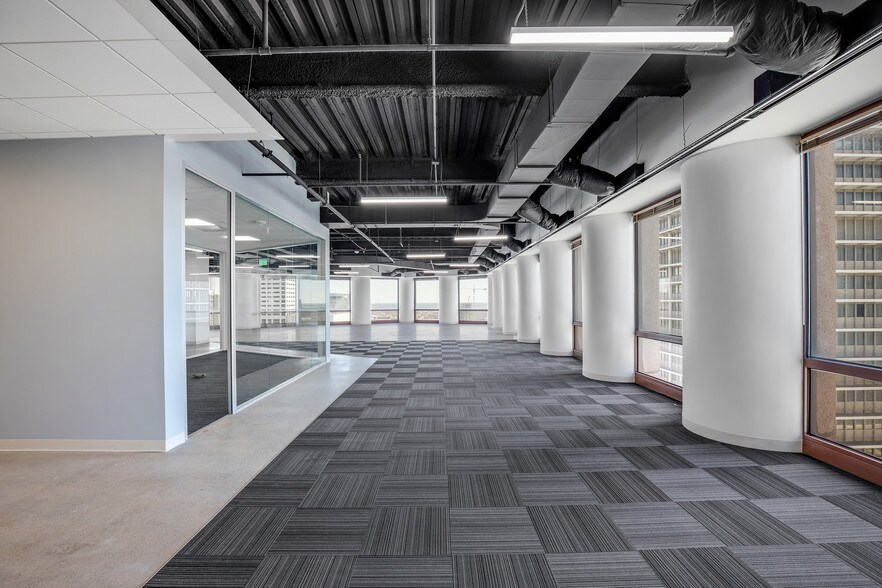 More Photos Of 1415 Louisiana St, Houston Office For Sale