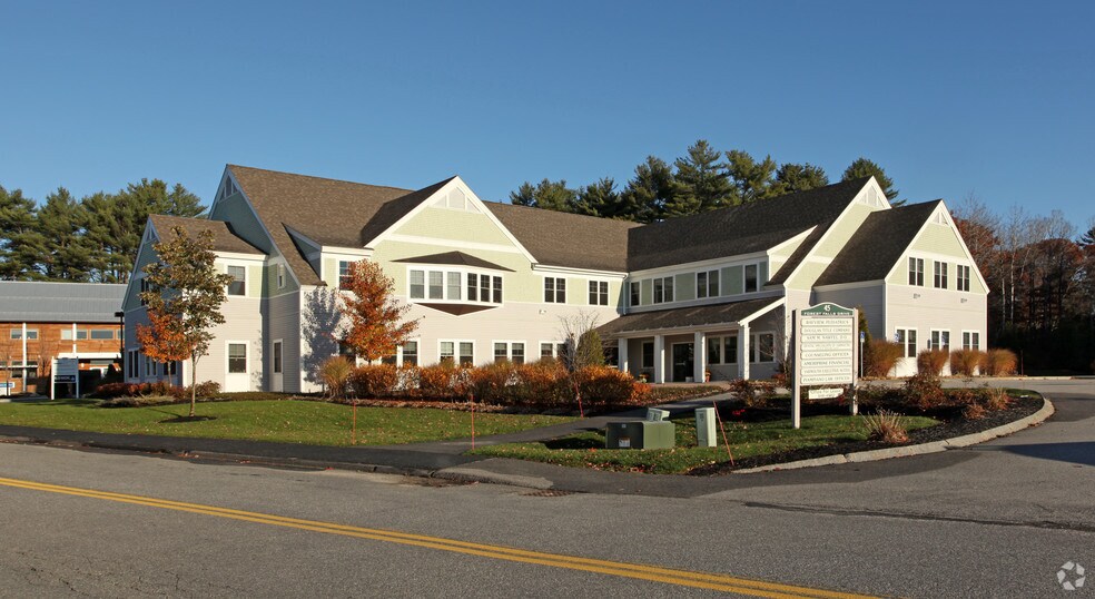 More Photos Of 45 Forest Falls Dr, Yarmouth Medical For Lease