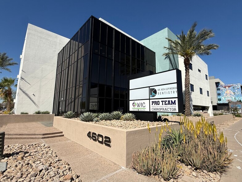 Primary Photo Of 4602 N 16th St, Phoenix Medical For Lease