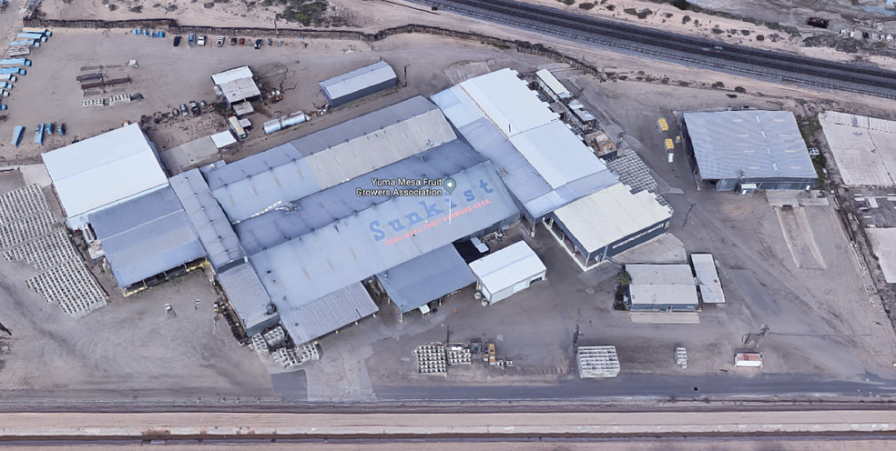 Primary Photo Of 2198 S Pacific Ave, Yuma Distribution For Lease