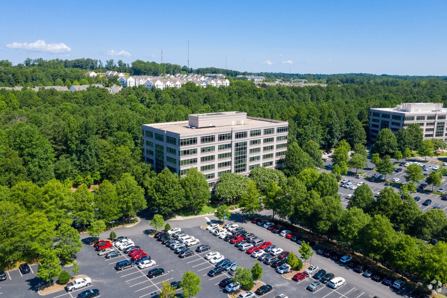 More Photos Of 555 North Point Ctr E, Alpharetta Office For Lease