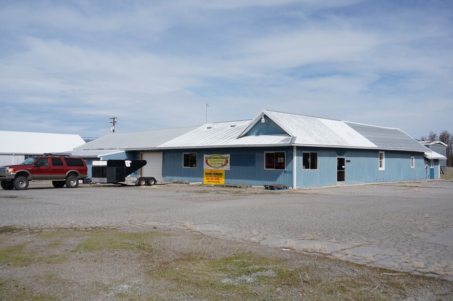 More Photos Of 451 N 11th St, Montague Warehouse For Sale