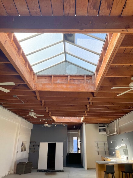 More Photos Of 237 Clara St, San Francisco Office For Sale