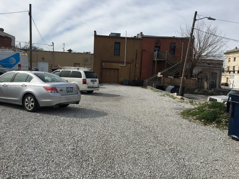 More Photos Of 310-314 E Main Ave, Bowling Green Coworking Space
