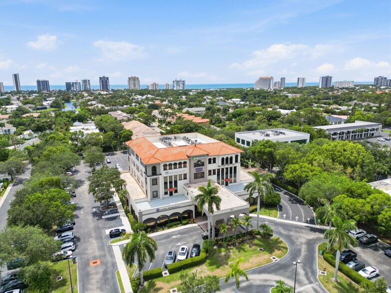 More Photos Of 4851 tamiami Trl N, Naples Office For Lease