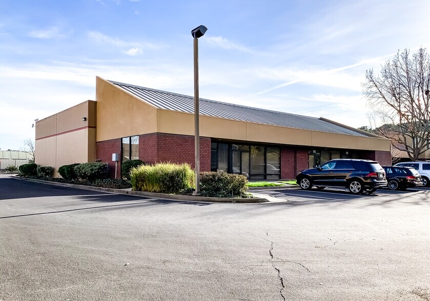 Primary Photo Of 999 Andersen Dr, San Rafael Warehouse For Lease