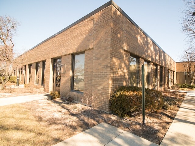 More Photos Of 4260 Westbrook Dr, Aurora Loft Creative Space For Lease