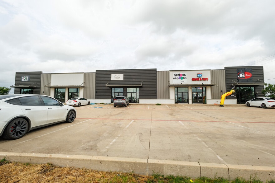 More Photos Of 1010 Technology Way, Waxahachie Freestanding For Lease