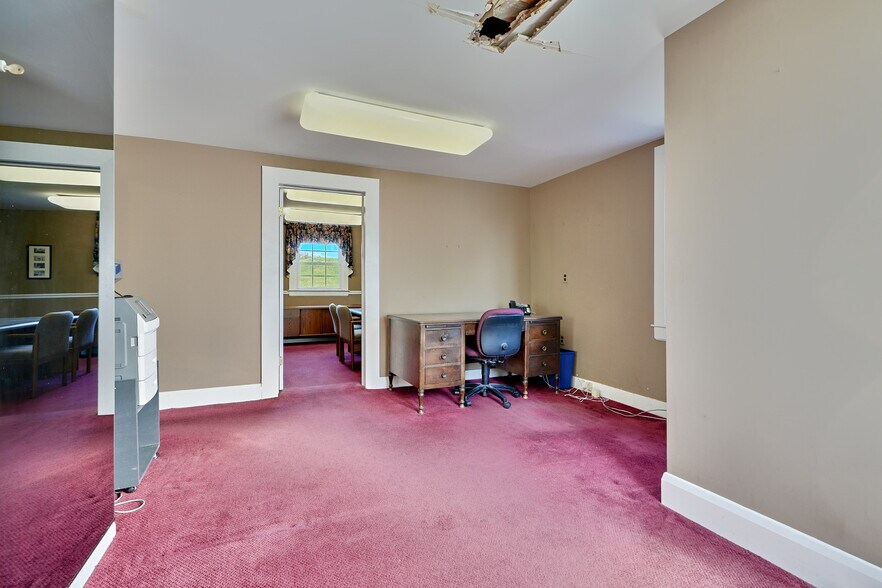 More Photos Of 508 Fairmount Ave, Towson Specialty For Sale