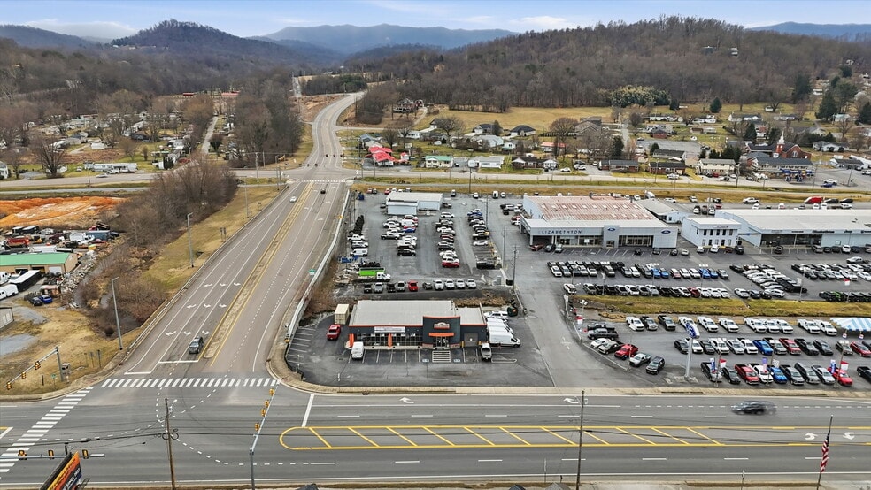 More Photos Of 2214 W Elk Ave, Elizabethton Auto Dealership For Sale