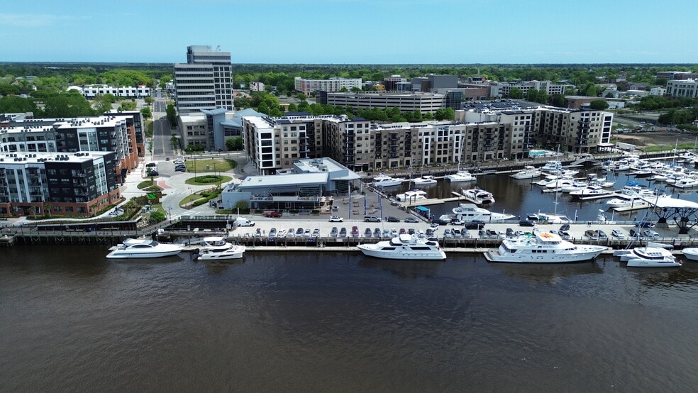 More Photos Of 901 Nutt St, Wilmington Multifamily For Sale