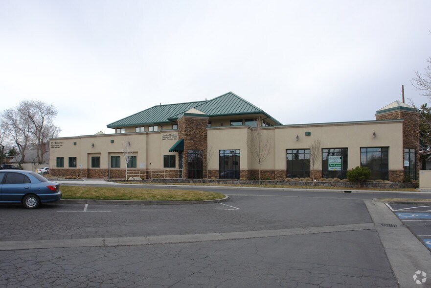 More Photos Of 35 Regency Way, Reno Medical For Lease