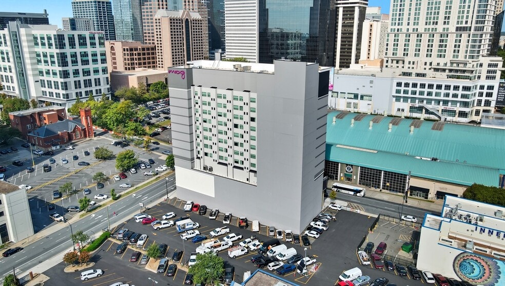 More Photos Of 125 S Brevard St, Charlotte Hotel For Lease