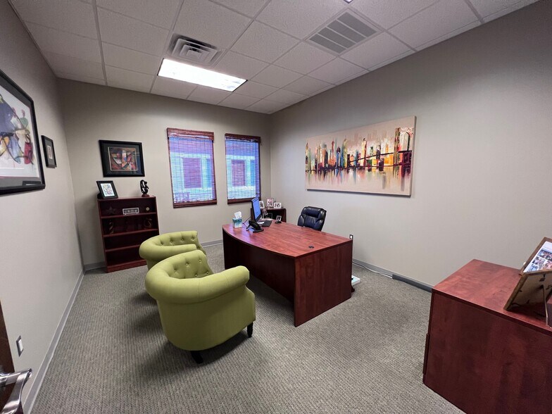 More Photos Of 25074 Olympia Ave, Punta Gorda Medical For Lease