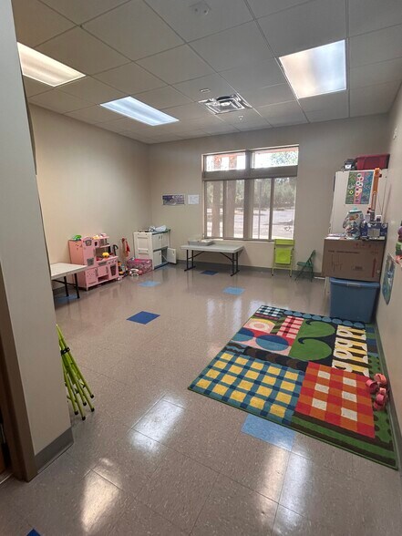 More Photos Of 613 Concourse Pky S, Maitland Schools For Lease