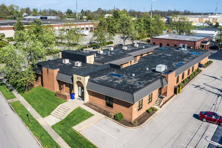 More Photos Of Convenient Access, Lexington Office For Lease