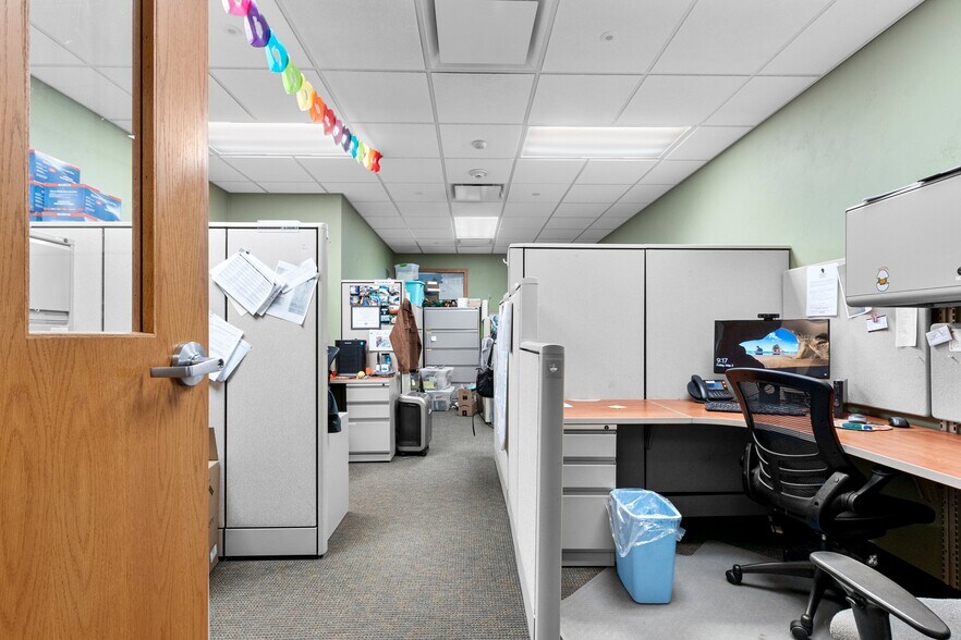 More Photos Of 445 S Adams St, Green Bay Office For Lease