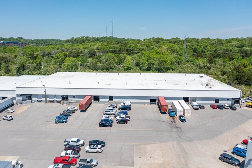 More Photos Of 3310-3422 Ambrose Ave, Nashville Unknown For Lease