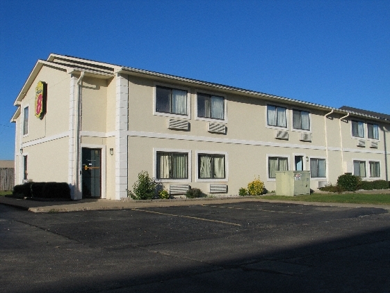 Primary Photo Of 2500 S Caraway Rd, Jonesboro Hotel For Sale