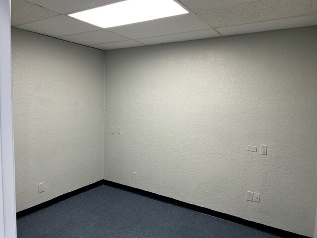 More Photos Of 2301 E Central Texas Expressway, Killeen Storefront For Lease