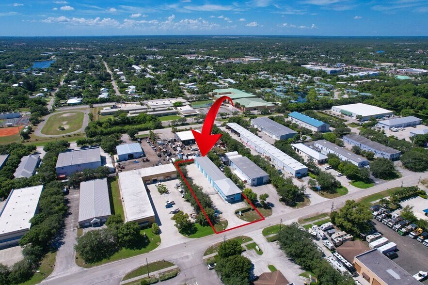 More Photos Of 3322 SE Gran Park Way, Stuart Warehouse For Sale