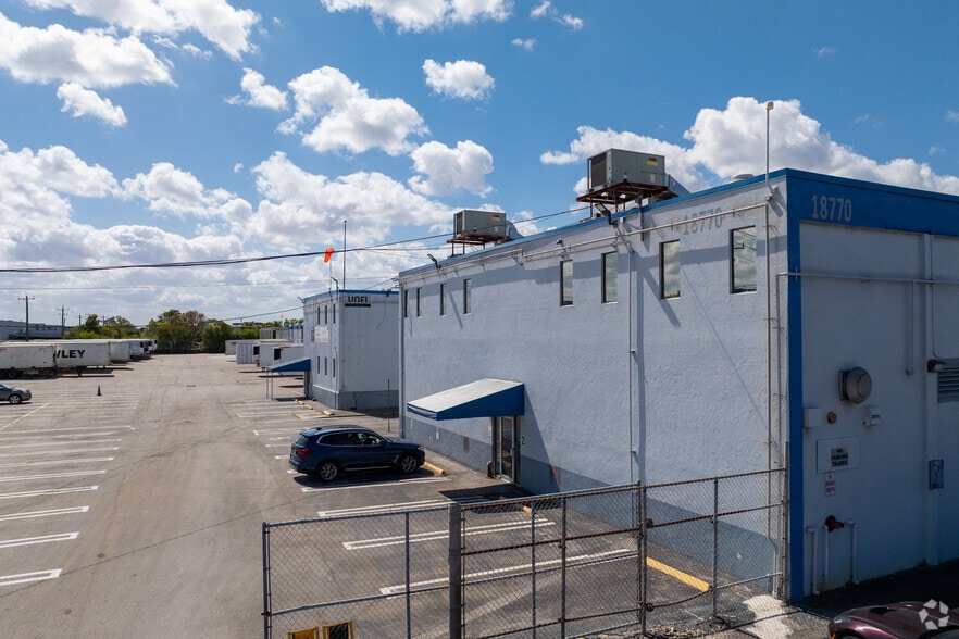 More Photos Of 18770 NE 6th Ave, Miami Refrigeration Cold Storage For Lease