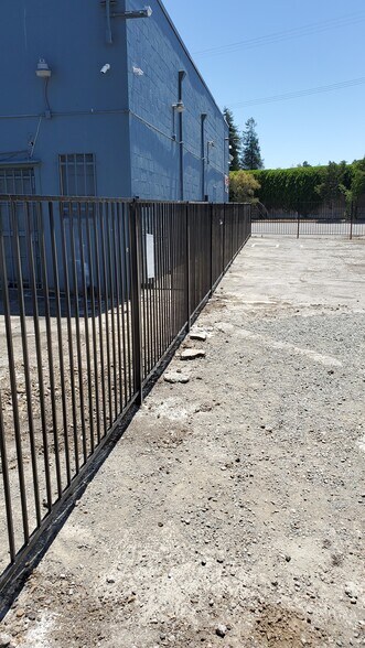 More Photos Of 1475 E Bayshore Rd, East Palo Alto Land For Lease