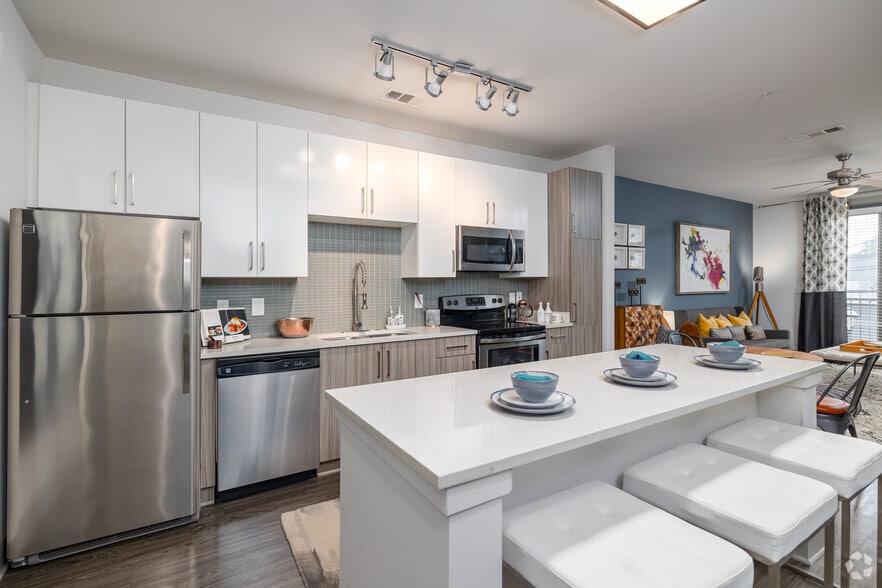 More Photos Of 930 Howell Mill Rd NW, Atlanta Apartments For Lease