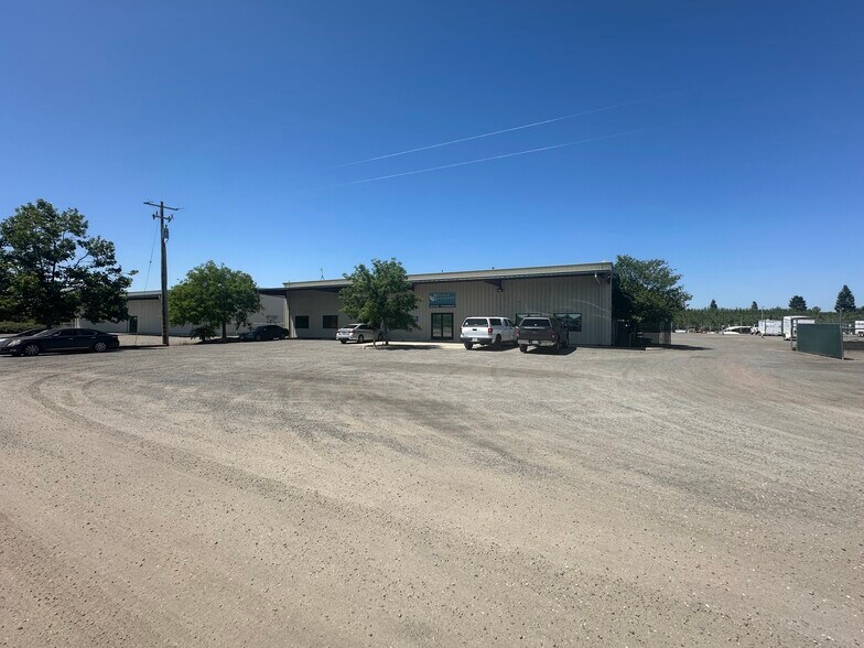 More Photos Of 5411-5461 5411-5461 CA-20 Hwy, Yuba City Warehouse For Lease