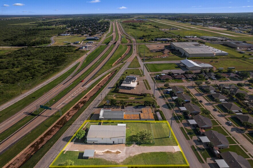 More Photos Of 4200 Henry S Grace Fwy, Wichita Falls Office For Lease