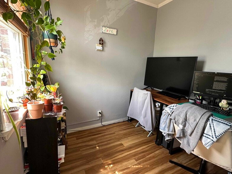 More Photos Of 1017 Westside Ave, Jersey City Public Library For Sale