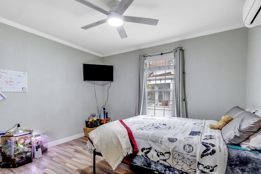 More Photos Of 517 13th St, Sacramento Multifamily For Sale