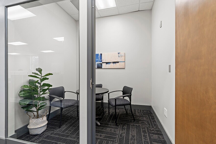 More Photos Of 4010 Deerpark Blvd, Elkton Manufacturing For Sale