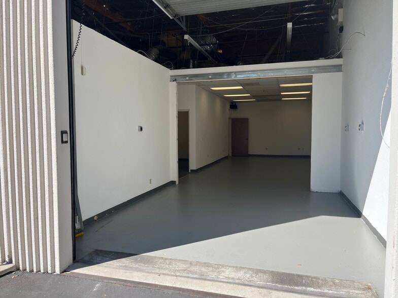 More Photos Of 958 San Leandro Ave, Mountain View Research And Development For Lease