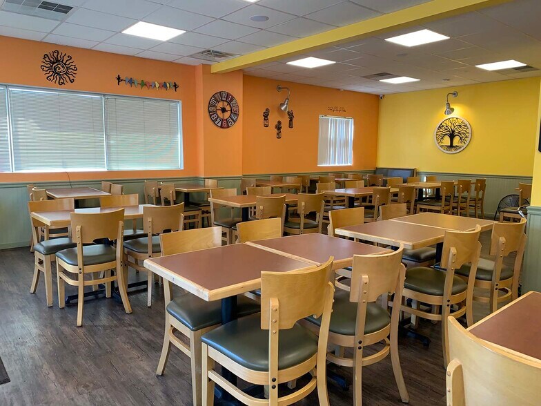 More Photos Of 215 E Main St, Plymouth Restaurant For Sale