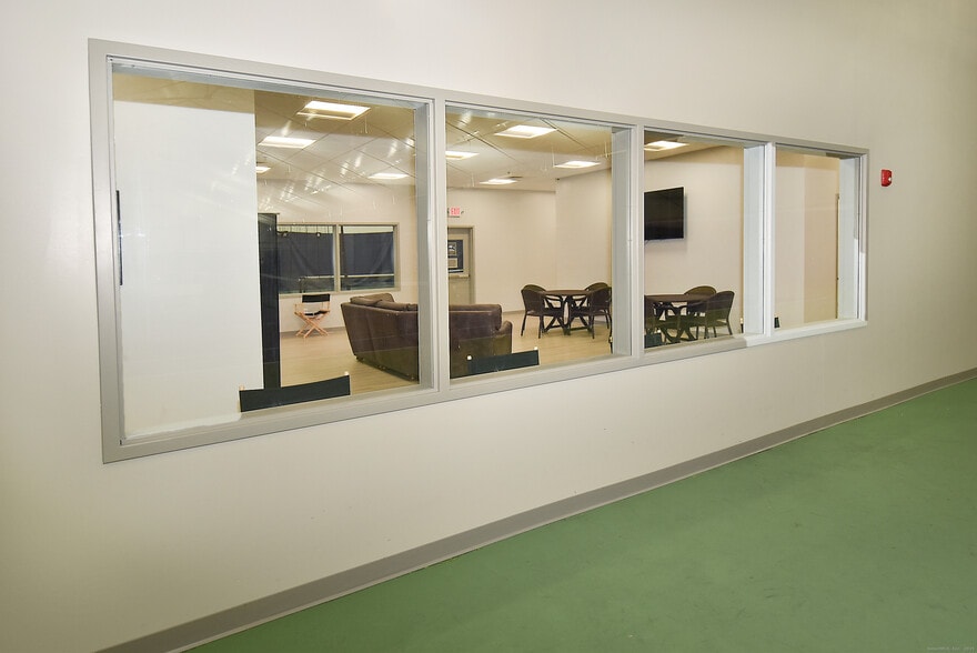 More Photos Of 55 Lower Butcher Rd, Ellington Sports And Entertainment For Sale