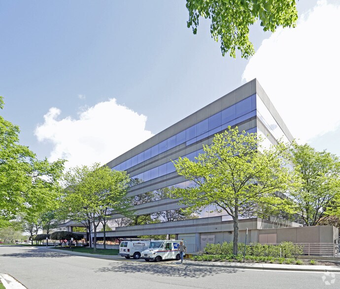 More Photos Of 12900 Hall Rd, Sterling Heights Office For Lease