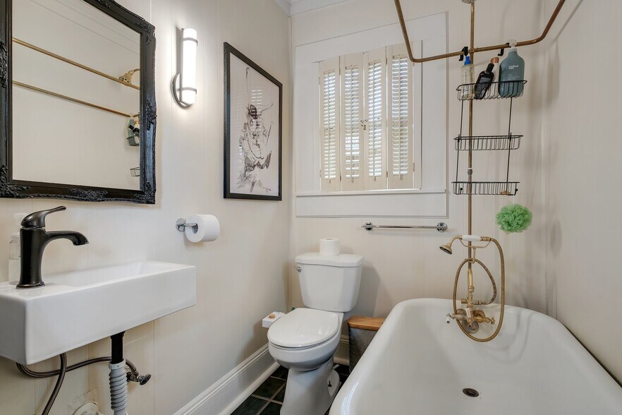 More Photos Of 259 E 7th Ave, Tallahassee Office For Sale