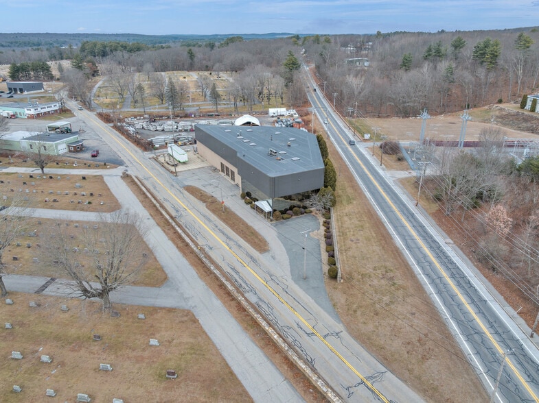 More Photos Of 2 Old Worcester Rd, Webster Warehouse For Sale