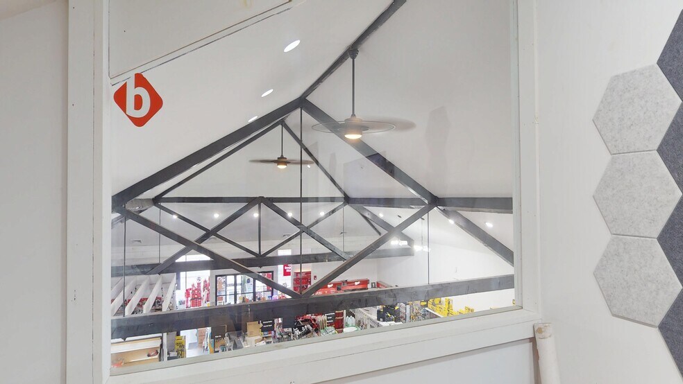 More Photos Of 4 Bona Ventura Ave, Wallkill Auto Repair For Sale