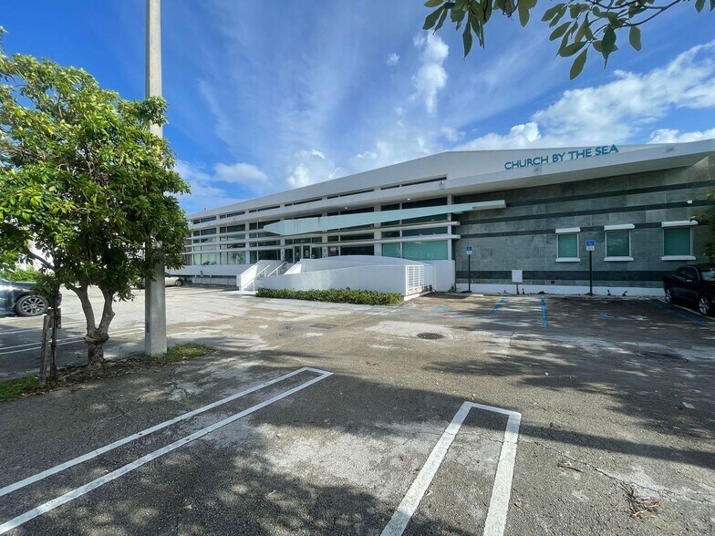 More Photos Of 1045 95th St, Bay Harbor Islands Office For Lease