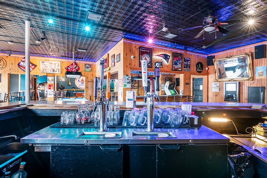 More Photos Of 245 Washington St, West Warwick Bar For Sale