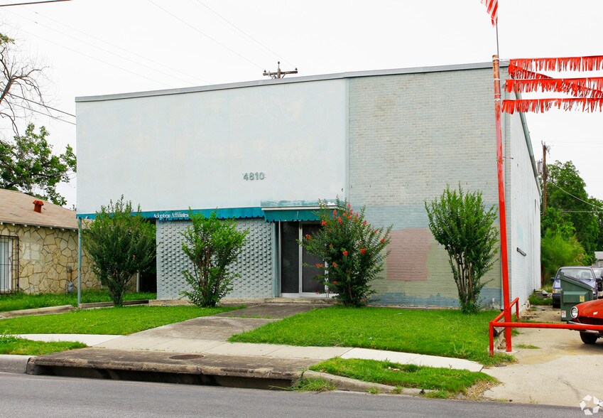 More Photos Of 4810 San Pedro Ave, San Antonio Office For Sale