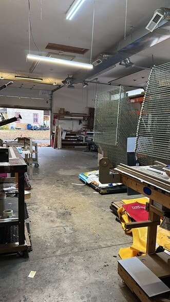 More Photos Of 400 Magnolia St, Beverly Warehouse For Sale