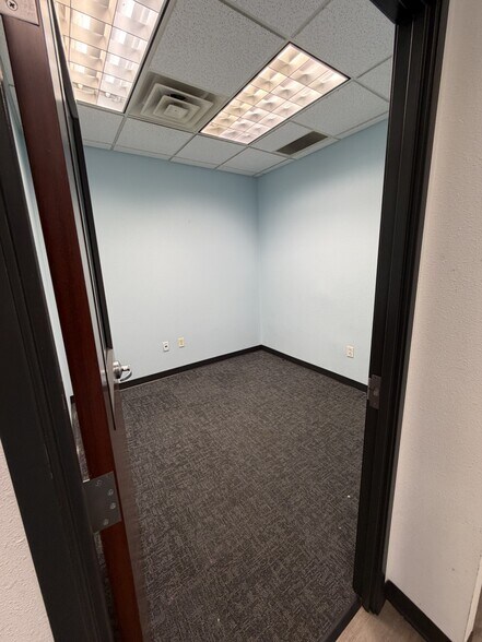 More Photos Of 4040 McDermott Rd, Plano Medical For Lease