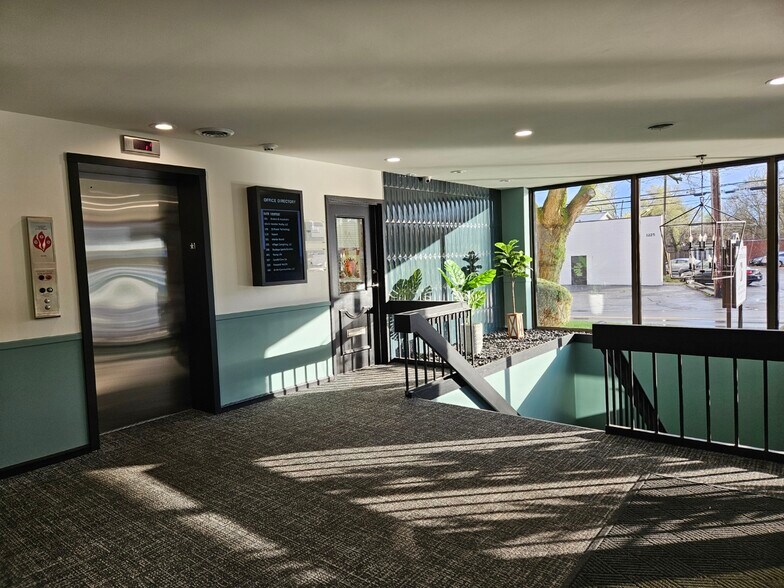 More Photos Of 1200 Chambers Rd, Columbus Office For Lease