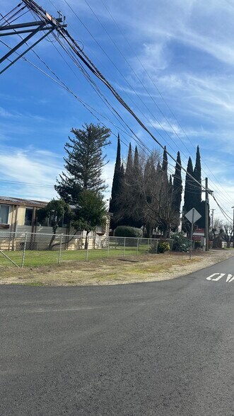 More Photos Of 2042 Tully Rd, Hughson Manufactured Housing Mobile Home Park For Sale