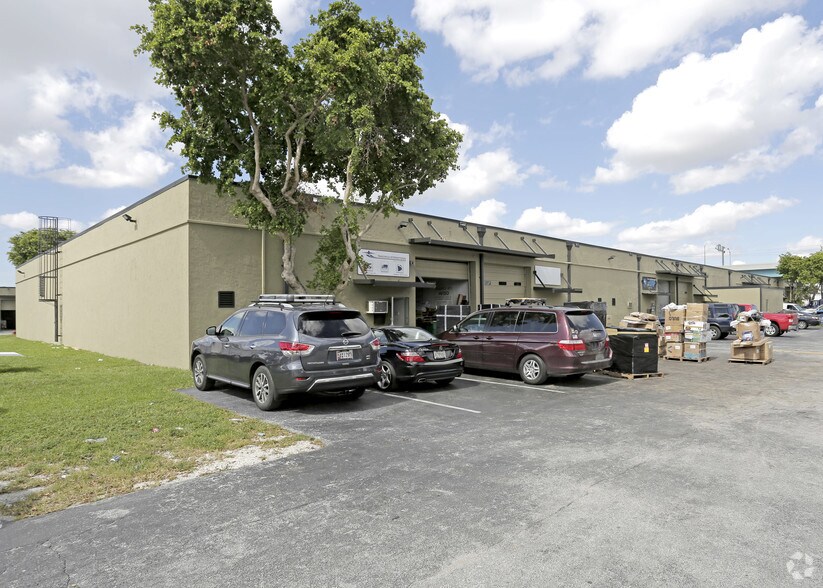 More Photos Of 7212-7298 NW 25th St, Miami Warehouse For Lease