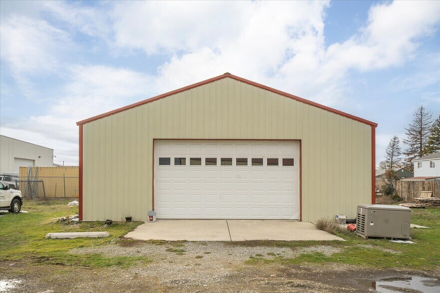 More Photos Of 17220 E Cowley Ave, Spokane Valley Warehouse For Sale